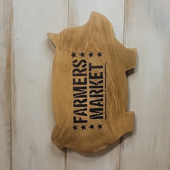 Farmhouse, Rustic, Primitive Farmers Market Pig. Handmade - Picture 1 of 6